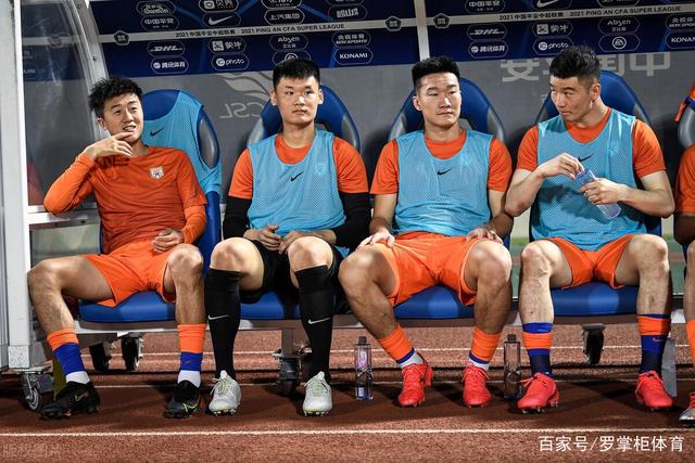 卡林顿回应争议言论 强调关注社会问题而非单一事件